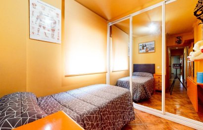 Resale - Apartment - Middle Floor Apartment - Fuengirola - Fuengirola Centro