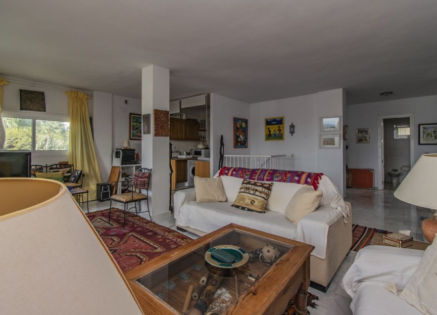 Resale - Apartment - Middle Floor Apartment - Marbella - Reserva de Marbella