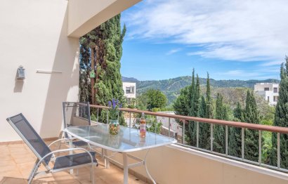 Resale - Apartment - Middle Floor Apartment - Marbella - Altos de los Monteros