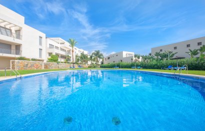 Resale - Apartment - Middle Floor Apartment - Marbella - Altos de los Monteros