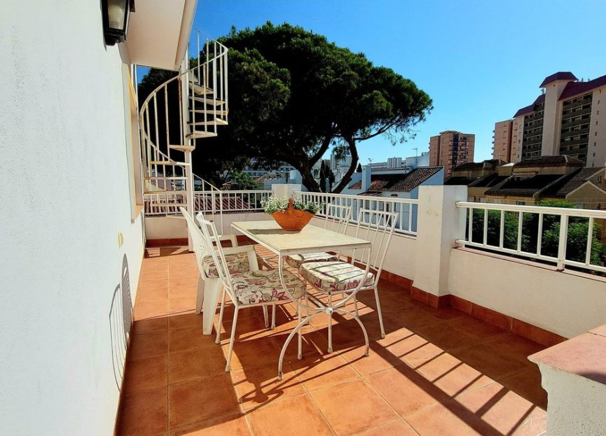 Resale - Apartment - Top Floor Apartment - Fuengirola - Fuengirola Centro