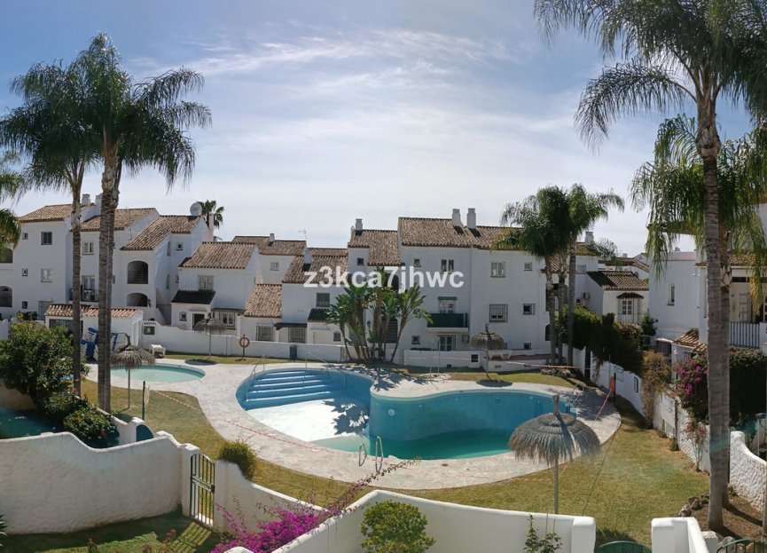 Resale - House - Townhouse - Estepona - Estepona Centro