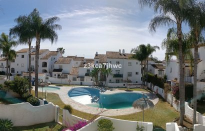 Resale - House - Townhouse - Estepona - Estepona Centro