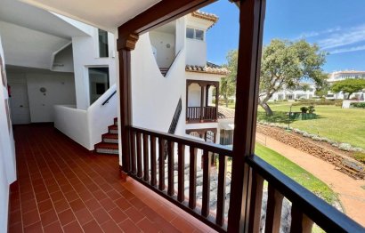 Resale - Apartment - Middle Floor Apartment - Marbella - Elviria