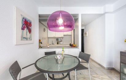 Resale - Apartment - Middle Floor Apartment - Marbella - Puerto Banús