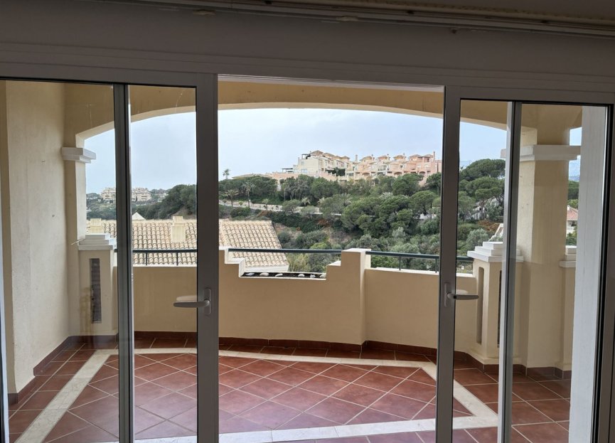 Resale - Apartment - Ground Floor Apartment - Marbella - Elviria