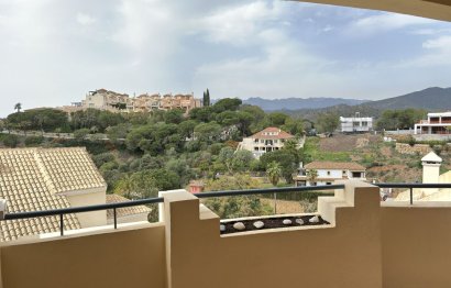 Resale - Apartment - Ground Floor Apartment - Marbella - Elviria