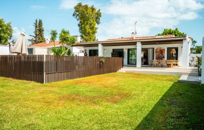 Reventa - House - Detached Villa - Estepona - Estepona Centro