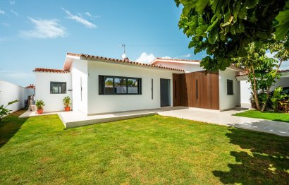 Reventa - House - Detached Villa - Estepona - Estepona Centro