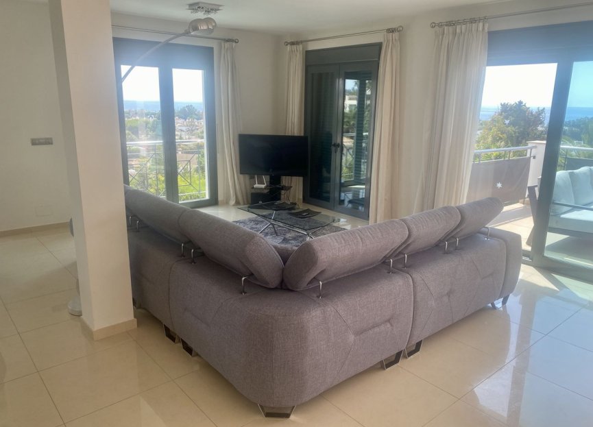 Reventa - House - Detached Villa - Marbella - Elviria