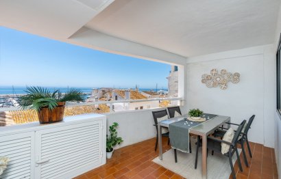 Resale - Apartment - Middle Floor Apartment - Marbella - Puerto Banús