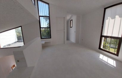 Resale - House - Semi-Detached House - Estepona - Estepona Centro