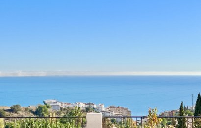 Resale - House - Detached Villa - Benalmádena - Benalmadena Centro