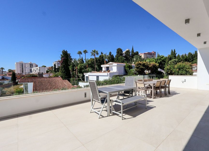 Reventa - House - Detached Villa - Benalmádena - Benalmadena Costa