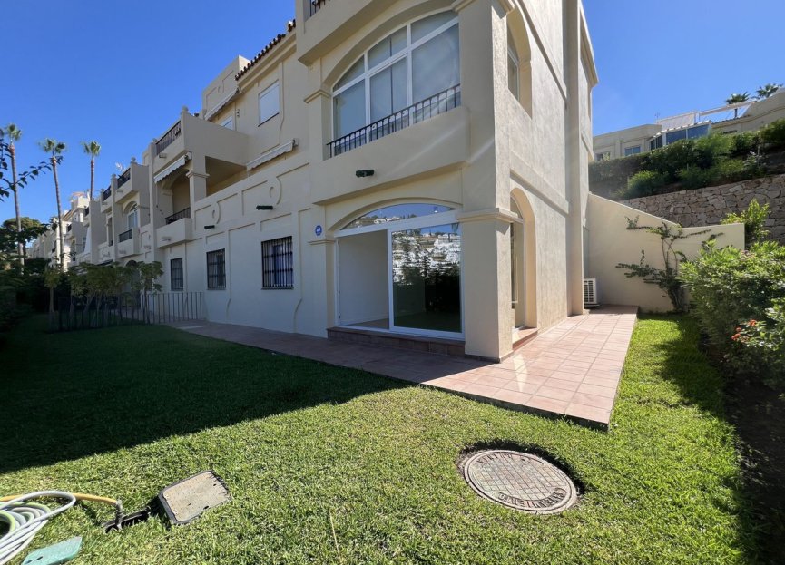 Resale - Apartment - Ground Floor Apartment - Benahavís - La Quinta