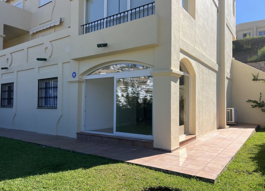 Resale - Apartment - Ground Floor Apartment - Benahavís - La Quinta