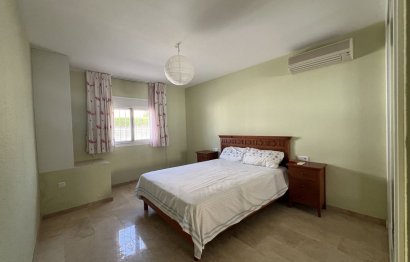 Resale - House - Townhouse - Fuengirola - Fuengirola Centro