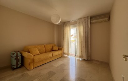 Resale - House - Townhouse - Fuengirola - Fuengirola Centro