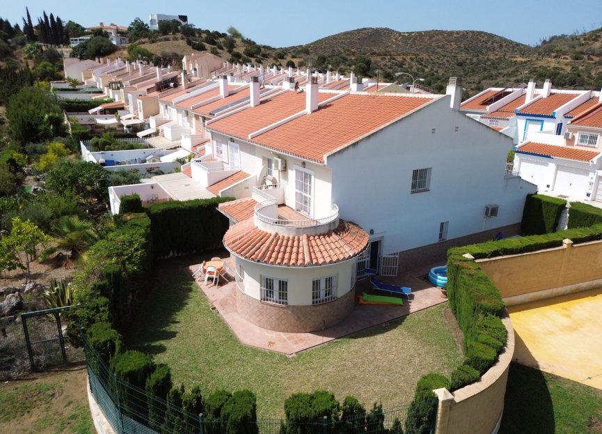 Resale - House - Townhouse - Fuengirola - Fuengirola Centro