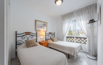 Reventa - Apartment - Middle Floor Apartment - Marbella - Nueva Andalucia