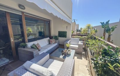 Resale - Apartment - Ground Floor Apartment - Marbella - Altos de los Monteros