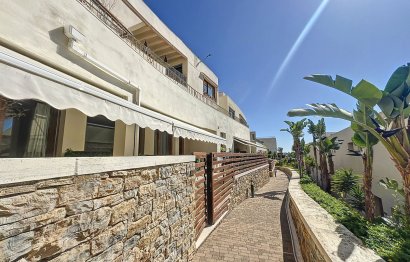 Resale - Apartment - Ground Floor Apartment - Marbella - Altos de los Monteros