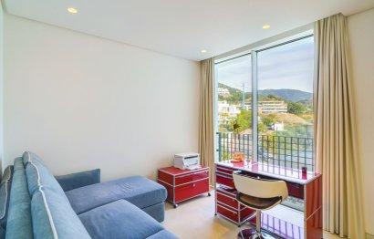 Resale - Apartment - Middle Floor Apartment - Marbella