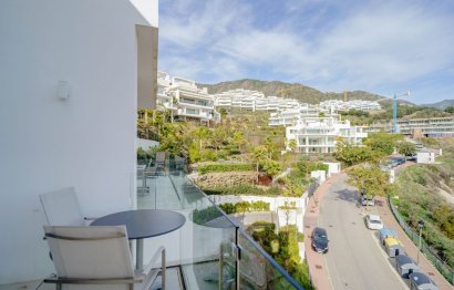 Resale - Apartment - Middle Floor Apartment - Marbella