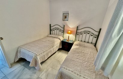 Resale - Apartment - Middle Floor Apartment - Marbella - Nueva Andalucia