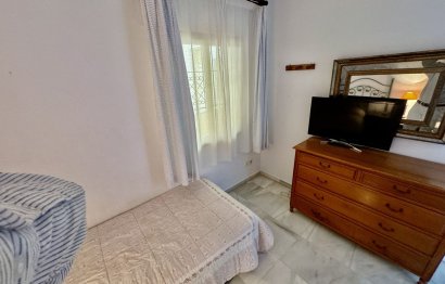 Resale - Apartment - Middle Floor Apartment - Marbella - Nueva Andalucia