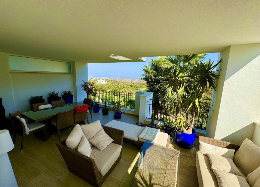 Resale - Apartment - Ground Floor Apartment - Marbella - La Mairena