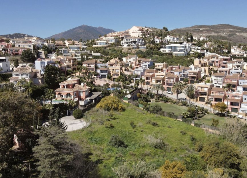 Resale - Plot - Residential Plot - Marbella - Nueva Andalucia