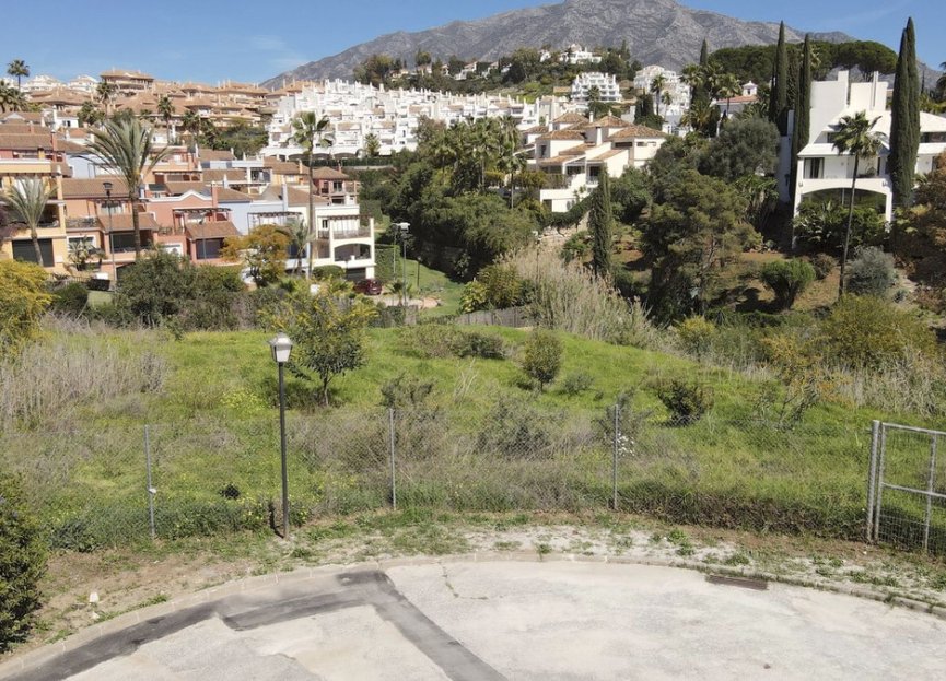 Reventa - Plot - Residential Plot - Marbella - Nueva Andalucia