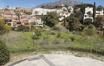 Resale - Plot - Residential Plot - Marbella - Nueva Andalucia