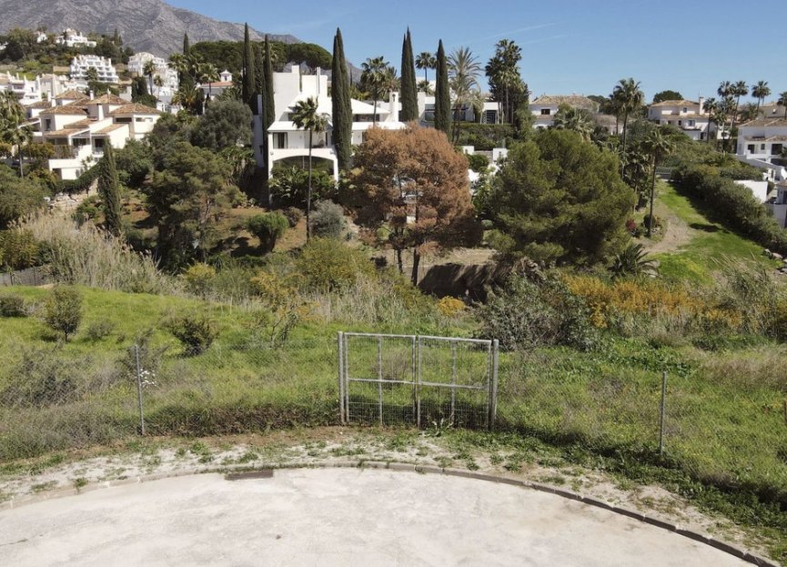 Reventa - Plot - Residential Plot - Marbella - Nueva Andalucia