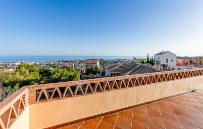 Resale - House - Detached Villa - Benalmádena - Benalmadena Centro