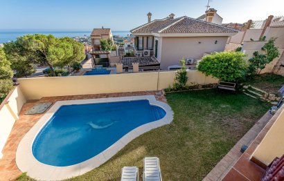 Reventa - House - Detached Villa - Benalmádena - Benalmadena Centro