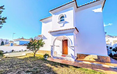 Resale - House - Detached Villa - Benalmádena - Benalmadena Costa