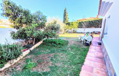 Resale - House - Detached Villa - Benalmádena - Benalmadena Costa