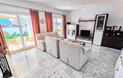 Reventa - House - Detached Villa - Benalmádena - Benalmadena Costa