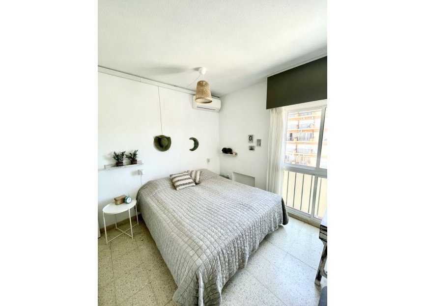 Resale - Apartment - Middle Floor Apartment - Fuengirola - Fuengirola Centro