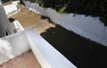 Resale - House - Detached Villa - Estepona - Estepona Centro