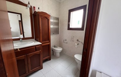 Resale - House - Detached Villa - Estepona - Selwo