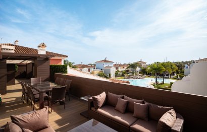 Resale - Apartment - Penthouse - Estepona - Estepona Centro