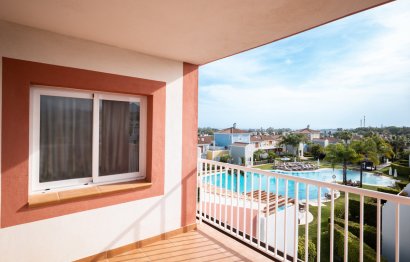 Resale - Apartment - Penthouse - Estepona - Estepona Centro