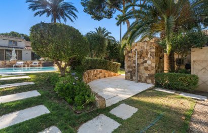 Resale - House - Detached Villa - Marbella - Marbella Centro