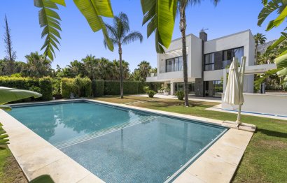 Reventa - House - Detached Villa - Marbella - Marbella Centro