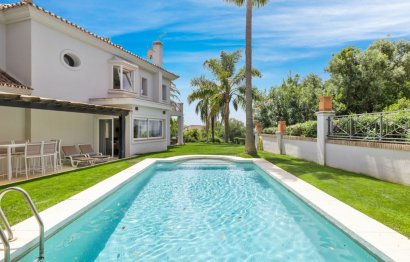 Resale - House - Detached Villa - Marbella - El Rosario