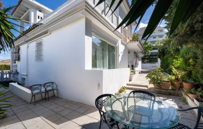 Reventa - House - Detached Villa - Marbella - Nueva Andalucia