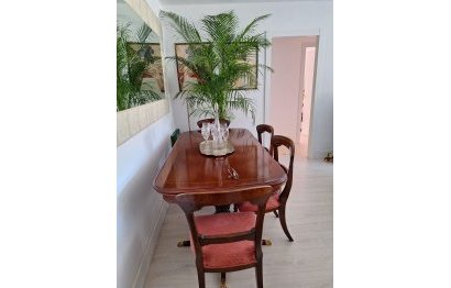 Resale - Apartment - Middle Floor Apartment - Marbella - Marbella Centro